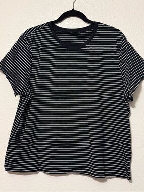Good American Classic Black & White Striped Women's Tee 0019